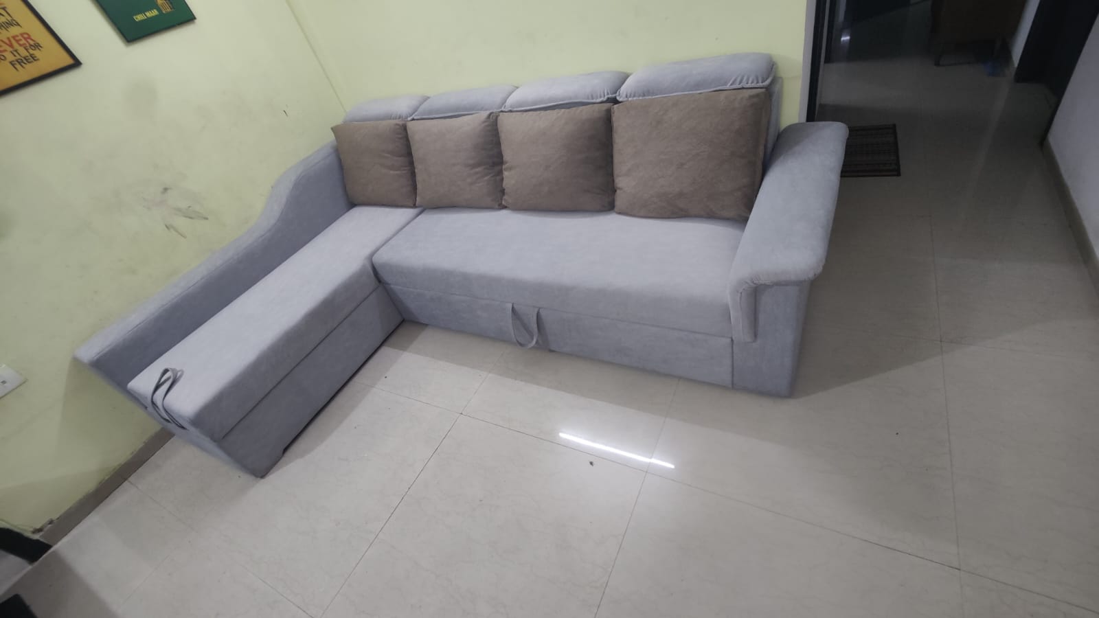 Launcher sofa